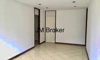 Imagem 7: Delicioso sol da manhã! Ótima varanda! Lindo apartamento de três quartos, à venda em São C