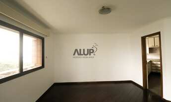 Imagem 7: Apartamento para aluguel possui 163 metros quadrados com 4 quartos