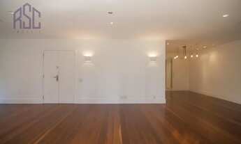 Imagem 7: Apartamento Reformado para aluguel possui 192m2 com 3 Quartos 1 Suíte 3 Vagas na 1a Quadr