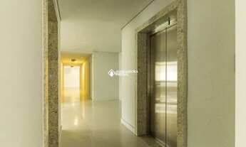 Imagem 3: PORTO ALEGRE - Apartamento Padrão - Partenon