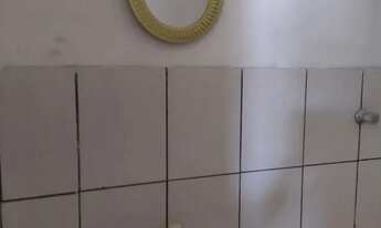 Imagem 4: Alugo linda casa 03 quartos e garagem. 900 reais