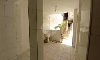 Imagem 6: Casa de fundos para locação de 2 quartos 2 banheiros