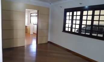 Imagem 5: Casa para aluguel com 233 metros quadrados com 4 quartos em Novo Mundo - Curitiba - PR