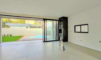 Imagem 5: Sobrado à venda, 3 quartos, sendo 3 suítes, Bairro Jaraguá Esquerdo, Jaraguá do Sul/ SC