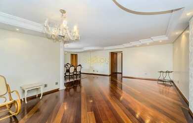 Imagem 5: Apartamento  no Batel, 1 por andar!  4 quartos, 2 suítes, sendo uma master e 3 va