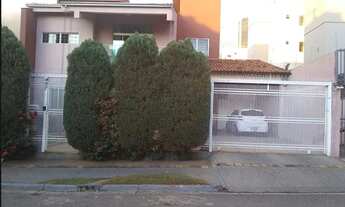 Imagem 3: Sobrado para venda possui 468 metros quadrados com 3 quartos em Jardim América - Goiânia