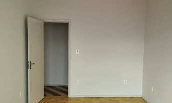 Imagem 7: Maravilhoso apto, 2 quartos + dep. empr.+ garagem em V. Alegre