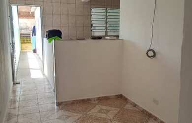 Imagem 5: Aluga-se 4 comodos lindo 700,00