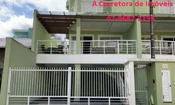 Imagem: Tríplex auto padrão para a Temporada em