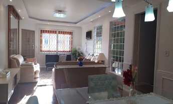 Imagem 2: Casa para Venda - 336m², 4 dormitórios, sendo 2 suites, 4 vagas - Partenon