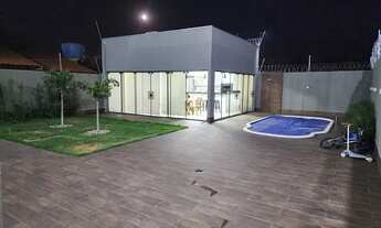 Imagem: Linda Casa com 420m² de terreno bairro