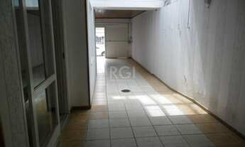 Imagem 3: Casa para Venda - 230m², 3 dormitórios, sendo 1 suites, 2 vagas - Jardim Lindóia