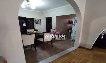 Imagem 2: Casa com 4 dormitórios à venda, 194 m² por R$ 700.000,00 - Vila Industrial - São José dos