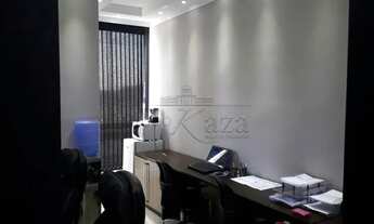 Imagem 3: Jacarei - Prédio Inteiro - Villa Branca