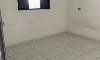 Imagem 4: Aluga se uma casa de 03 cômodos