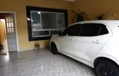 Imagem 3: Casa com 3 Suítes, 2 Vagas, Churrasqueira, Varanda, Próx. do Mar na Vila Guilhermina