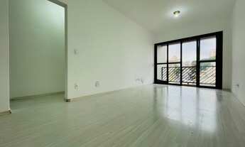 Imagem: Amplo apto com 2 dorm, bem localizado em