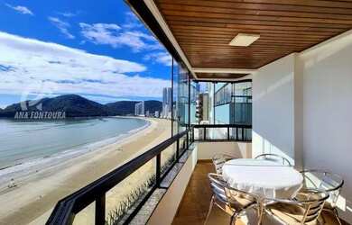 Imagem 2: Apartamento Beira Mar em Balneário Camboriú: Luxo e Conforto à Beira do Mar