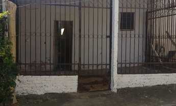 Imagem: Aluga-se barraco de fundos com 3comodos.entrada