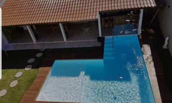 Imagem 2: * ATENÇÃO ALUGO BELÍSSIMA CASA C/ ÁREA GOURMET R$ 6.500,00 *