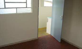 Imagem 4: Alugo edícula no centro, próximo a prefeitura