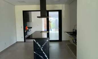 Imagem 4: Casa à venda em Santana de Parnaíba, Alphaville, com 4 suítes, com 275 m², Burle Marx