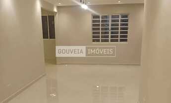 Imagem 3: Casa com 7 Dormitórios, 2 Suítes, 380 m², à venda por R$ 1.490.000 - Xaxim, Curitiba (PR