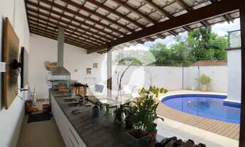 Imagem 6: Imóvel para venda possui 300 metros quadrados com 4 quartos em Badu - Niterói - RJ