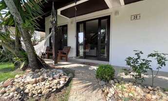 Imagem 3: Casa 3 dormitórios mobiliada em Condomínio Fechado Campeche, Florianópolis