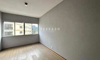 Imagem 2: Apartamento à venda, 2 quartos, Vale do Paraíso - Teresópolis/RJ