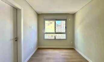 Imagem 2: Apartamento novo, 2 suítes, sacada, 1vaga livre, à venda, Centro, próximo Hippo, Fpolis