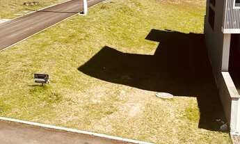 Imagem: Terreno de esquina condomínio fechado