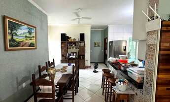 Imagem 4: Bela casa de praia com três quartos, sendo duas suítes