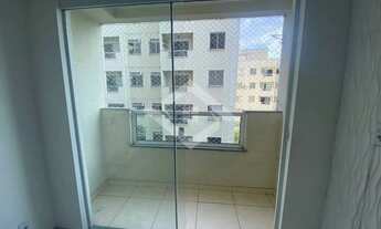 Imagem 5: Casinha de Boneca Reformada com Vista Verde e Piscina Taquara