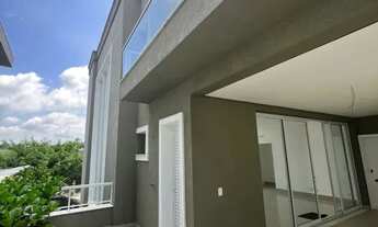 Imagem 2: Alto Padrão para Venda em Santana de Parnaíba, Alphaville, 4 dormitórios, 4 suítes, 5 banh