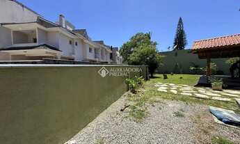 Imagem 2: Casa no Córrego Grande/Santa Mônica - Tradição, Espaço e Localização Est