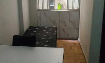 Imagem: Vaga em apartamento para mulheres