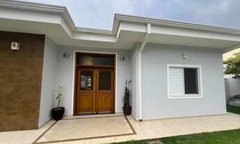 Imagem 2: Casa à venda e para alugar em Vinhedo, Marambaia, com 7 quartos, com 377 m²