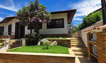 Imagem 2: Casa de Alto Padrão no Condomínio Residencial Floresta com Lazer Completo e Ambientes Ampl