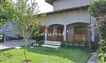 Imagem: Casa de condomínio em Avenida Anchieta