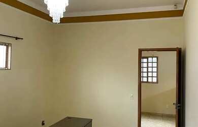 Imagem 3: CASA À VENDA ÓTIMA LOCALIZAÇÃO NO PARQUE INDUSTRIAL