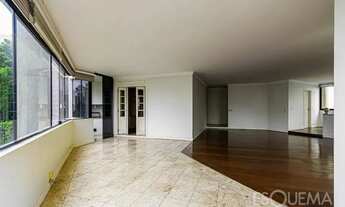 Imagem 4: Apartamento amplo e iluminado em edifício com lazer no Real Parque