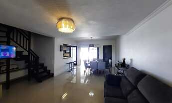 Imagem 5: Sobrado para venda tem 194 metros quadrados com 3 quartos em São José - Canoas - RS