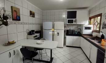 Imagem: FLORIANóPOLIS - Casa Padrão - Ponta das