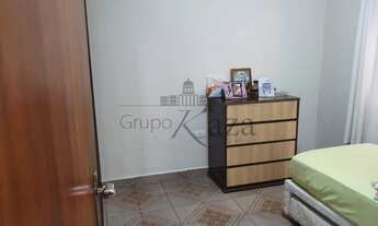 Imagem 3: Casa - Bosque dos Eucaliptos - 3 Dormitórios - 158m² - Aceita Permuta