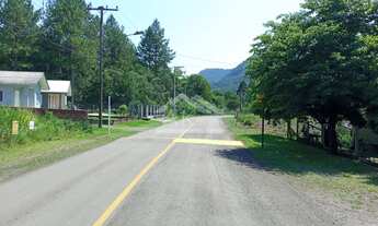 Imagem 2: Amplo terreno em bairro residencial em Picada Café na Serra Gaúcha
