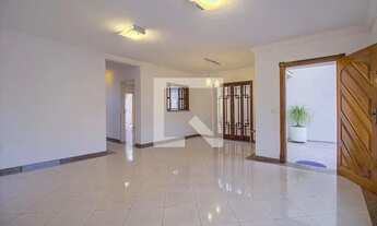 Imagem 3: Casa para Aluguel - Bosque da Saúde, 4 Quartos, 200 m2