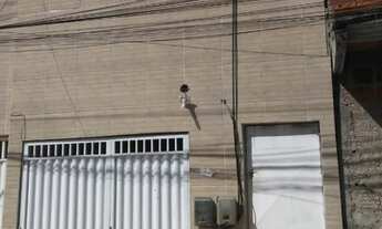 Imagem 4: Aluga casa em cima