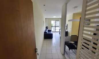 Imagem 2: ALUGA-SE Apto com 02 quartos, Totalmente Mobiliado, no bairro de Ponta Verde. 6