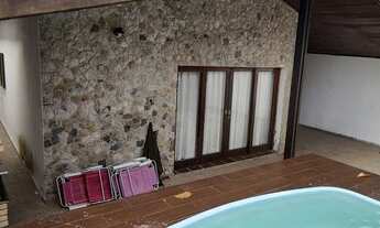 Imagem 2: Casa a venda com piscina dentro de Condominio fechado